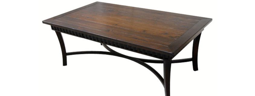 BW3168 Classic Curved Stretcher Coffee/Cocktail Table with dental molding 40w x 24d x 18″h. Shown in Alder with a custom finish.